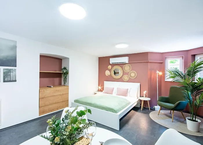 - - Stylish - Quiet Sleep Debrecen